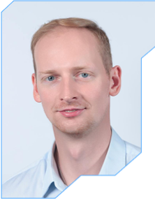 Максим Егоров